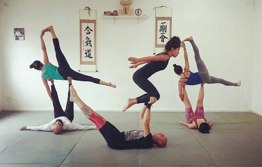Acro Yoga Center