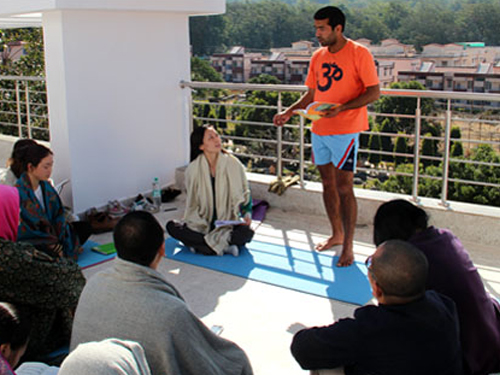 Avatar Yoga School 
