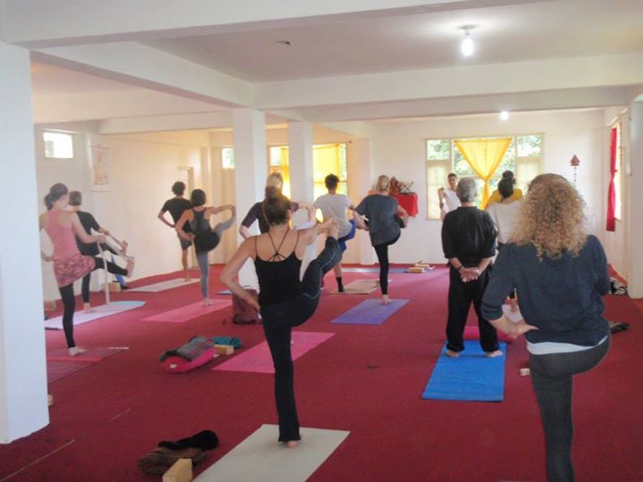 Sarvaguna Yoga Dhamma India