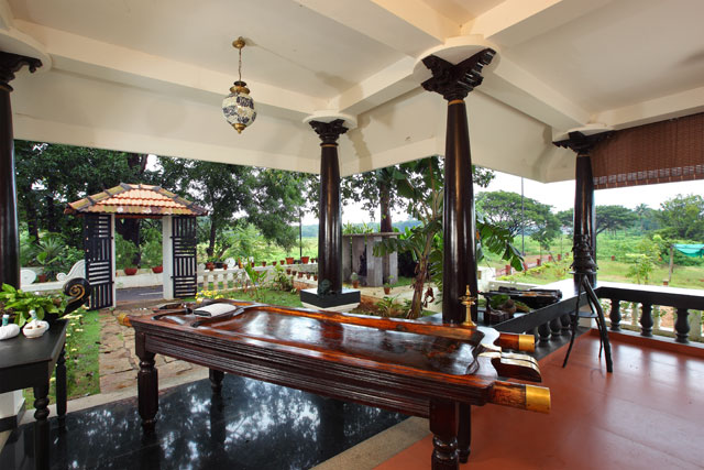  India