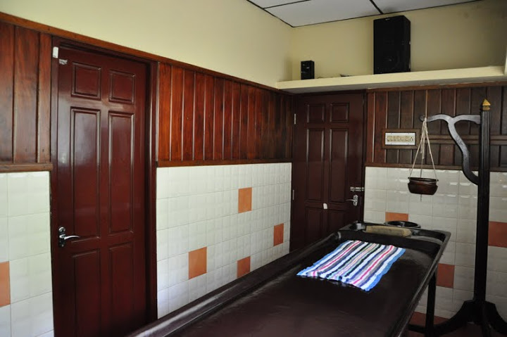 Madukkakuzhy Ayurveda and Homestay 