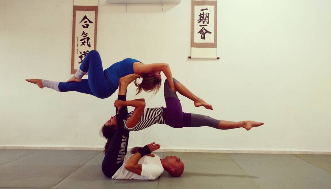 Acro Yoga Center