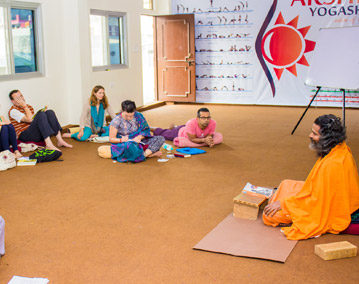Akshi Yogashala - Yoga Teacher Training India