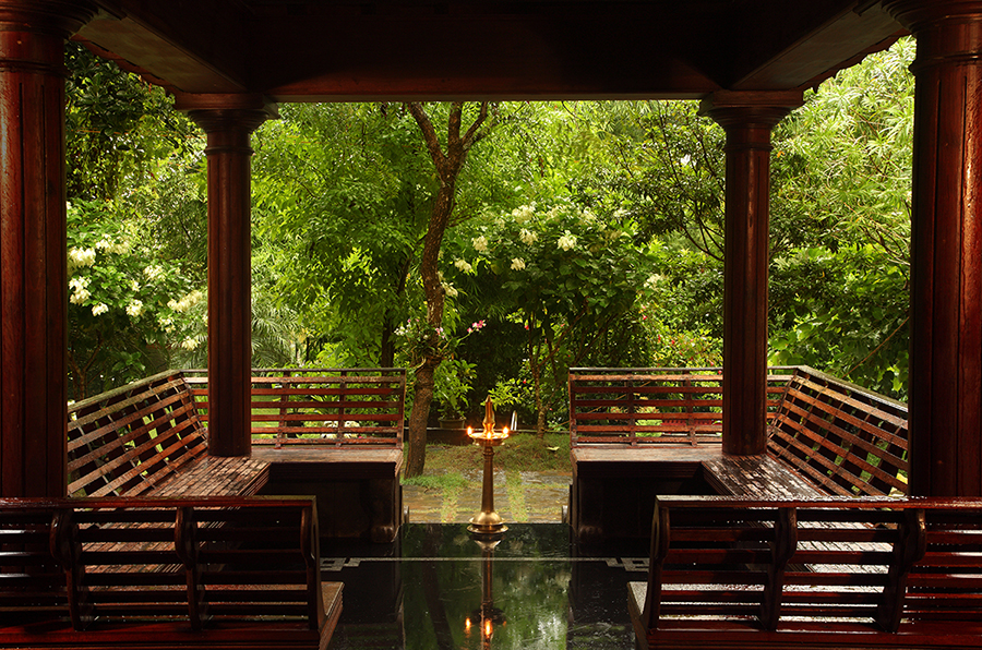  India