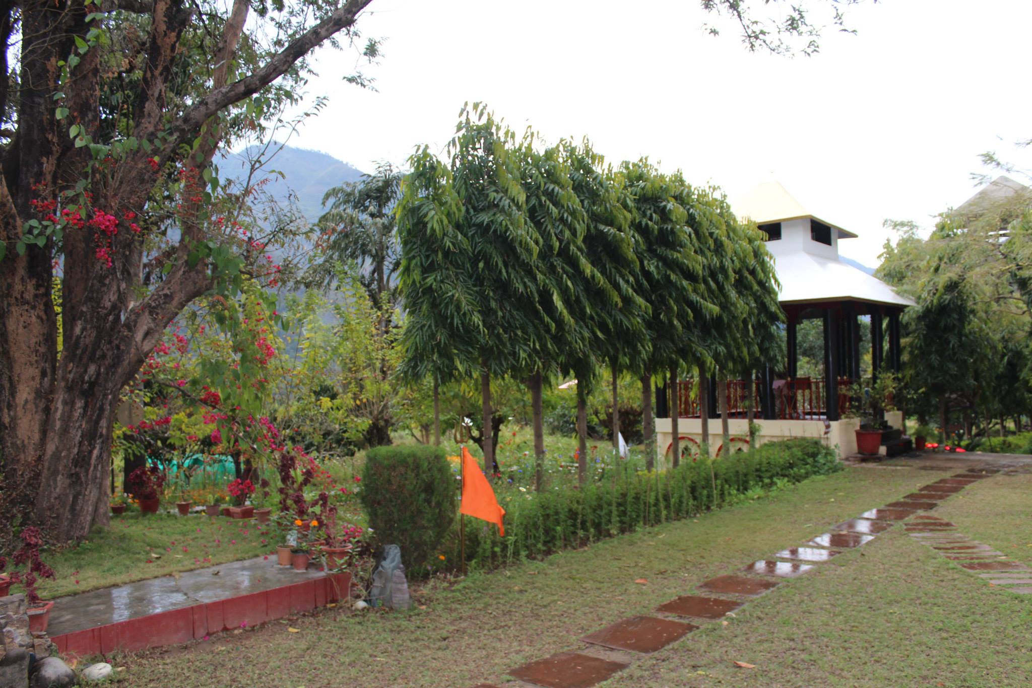 anand-lok-retreat-center-uttarakhand-13