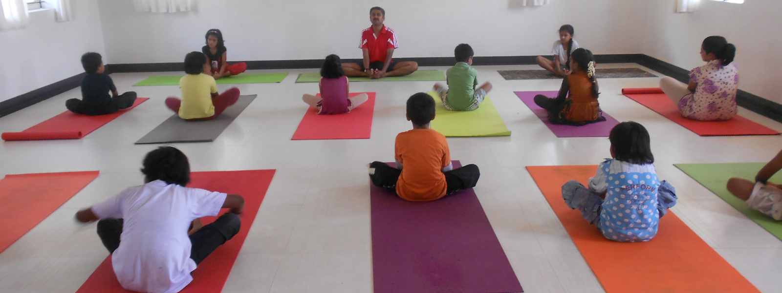 Asatanga Yoga Kendra 