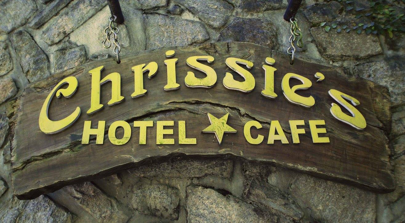 Chrissie's Hotel And Café 