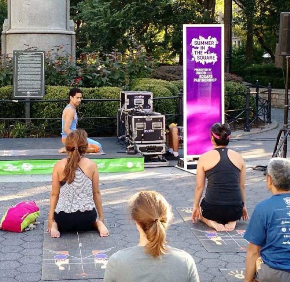 Long Island Yoga School 