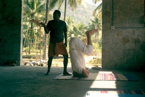  India