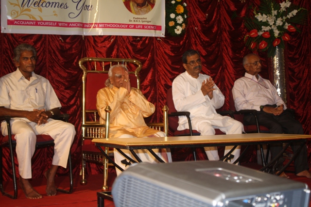 Shrikant Yoga Center 