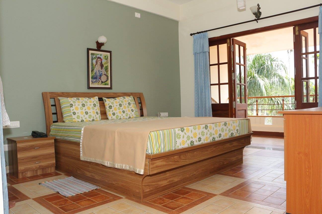 Vedaguru Ayurveda Center India