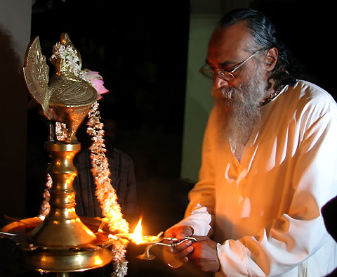  India