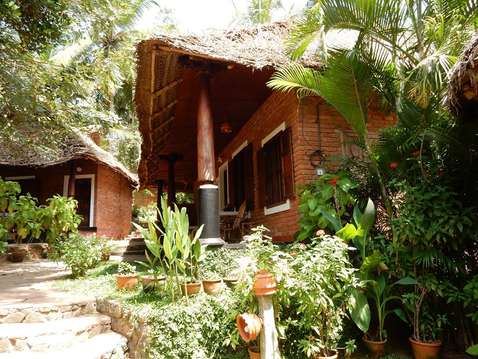 Manaltheeram Ayurveda Beach Village 