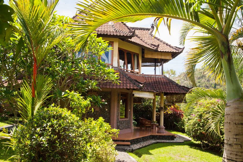  Bali
