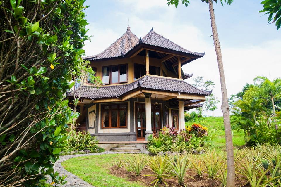 Nirarta Centre For Living Awarenes Retreat Center Indonesia