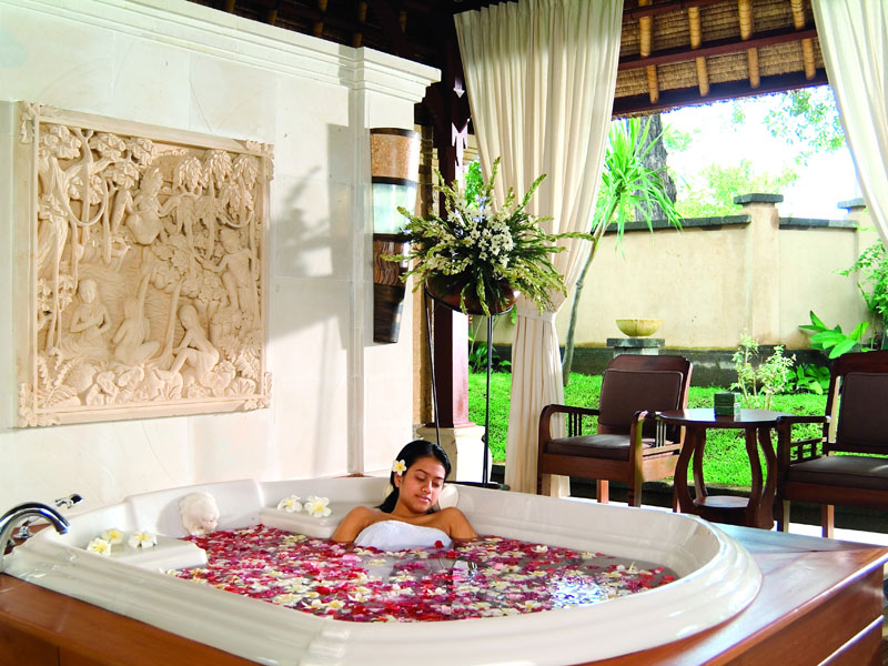 Puri Bagus Lovina Hotel