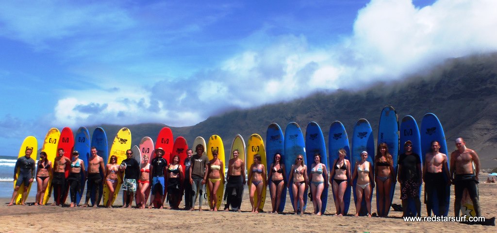 Red Star Surf And Yoga Camp 