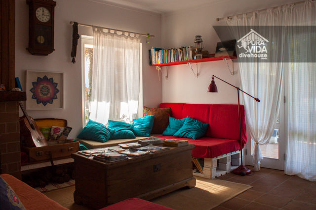 Pura Vida Divehouse