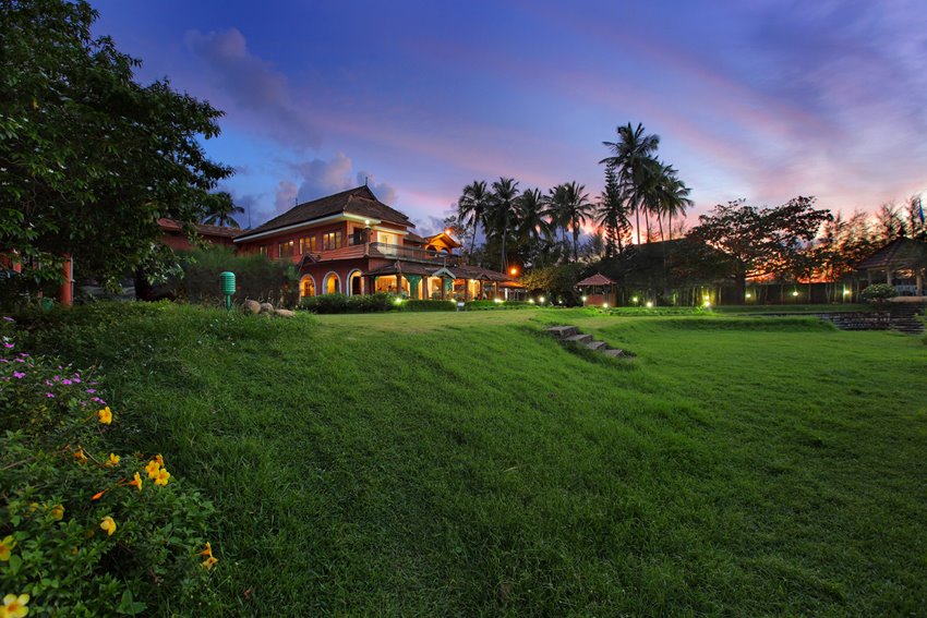  India
