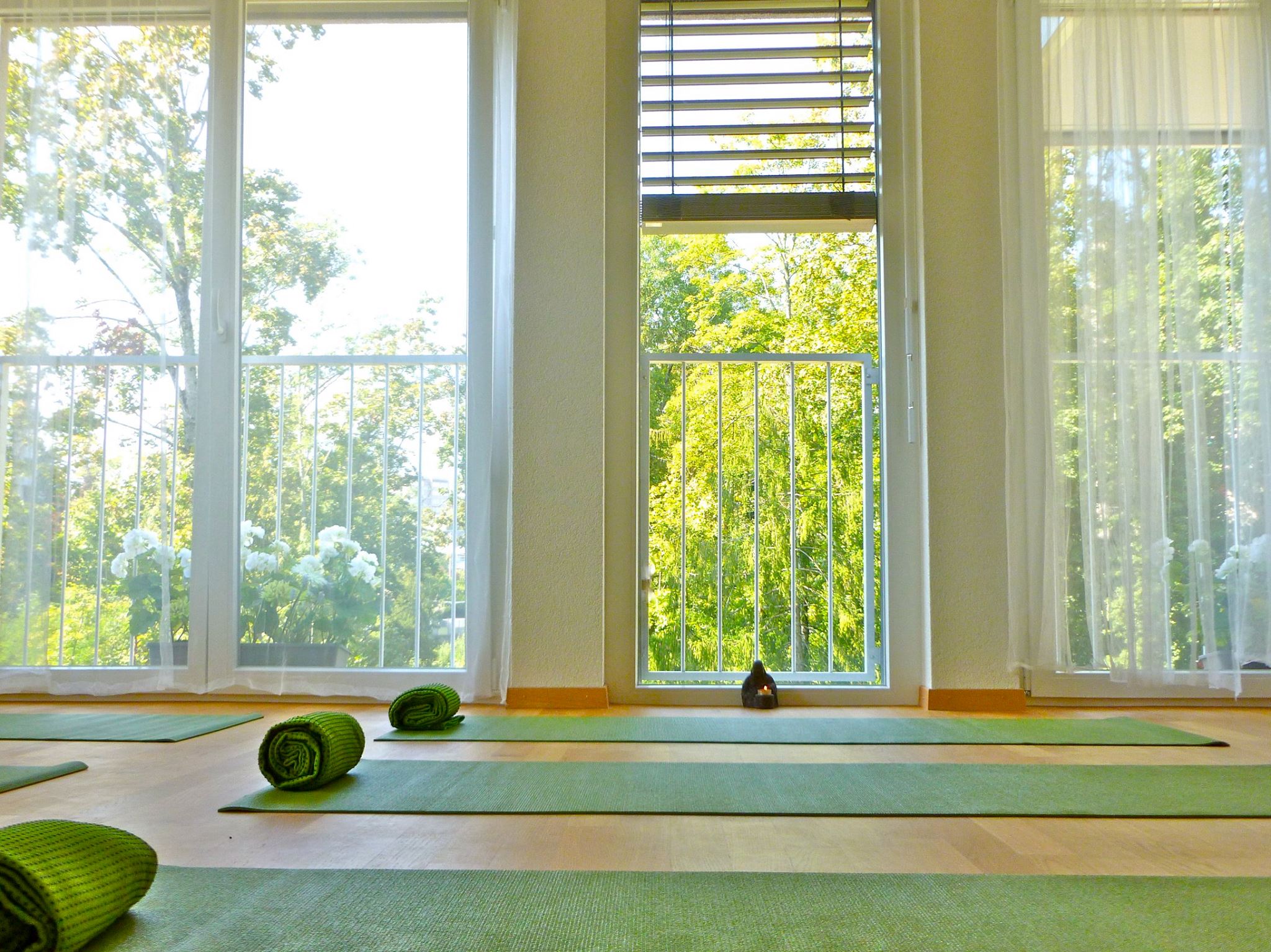 Indiv Yoga Studio 