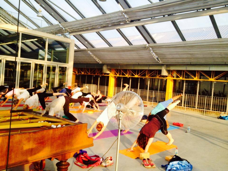 Valentine Yoga - Namaste Yoga And Mon Yoga 