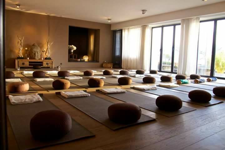 Guru Yog Peeth Yoga School 