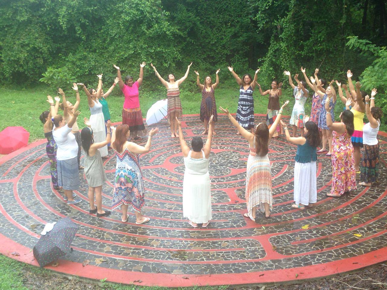 Istmo Yoga And Adventure Retreat
