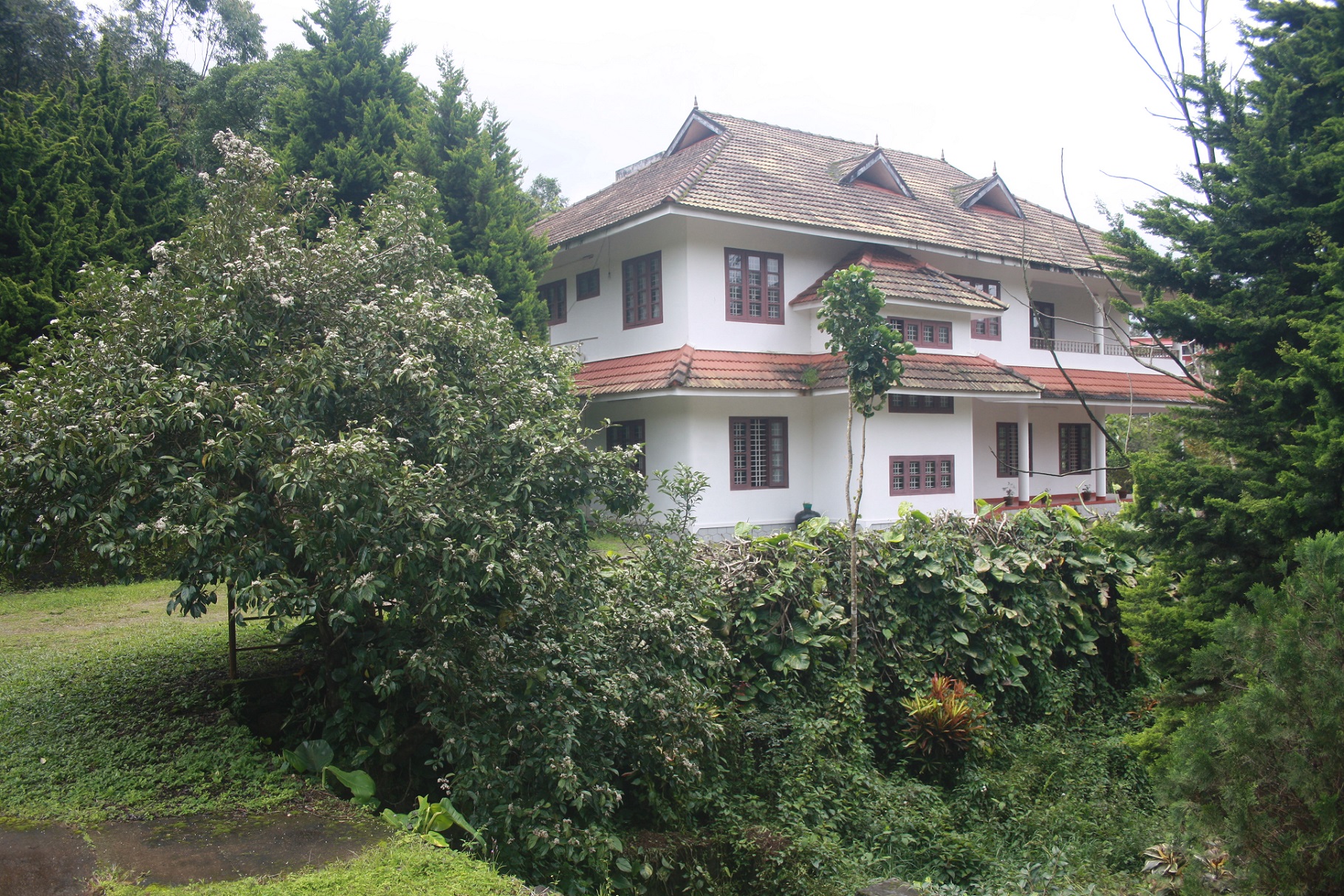 Mundax Homestay Yoga Meditation Retreat 