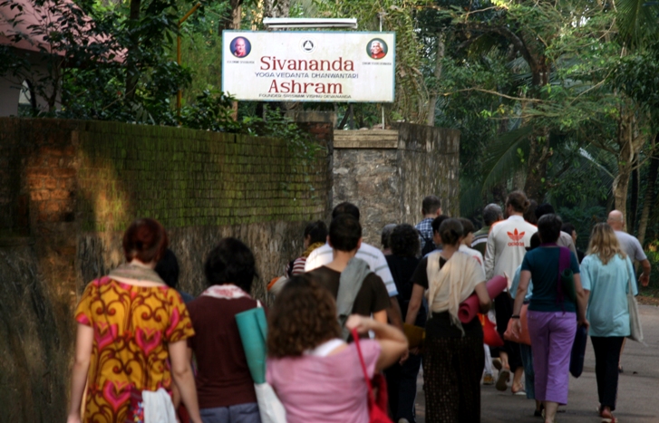 Sivananda Yoga, ayurveda Vedanta Dhanwantari Ashram India