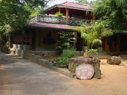  Kandy