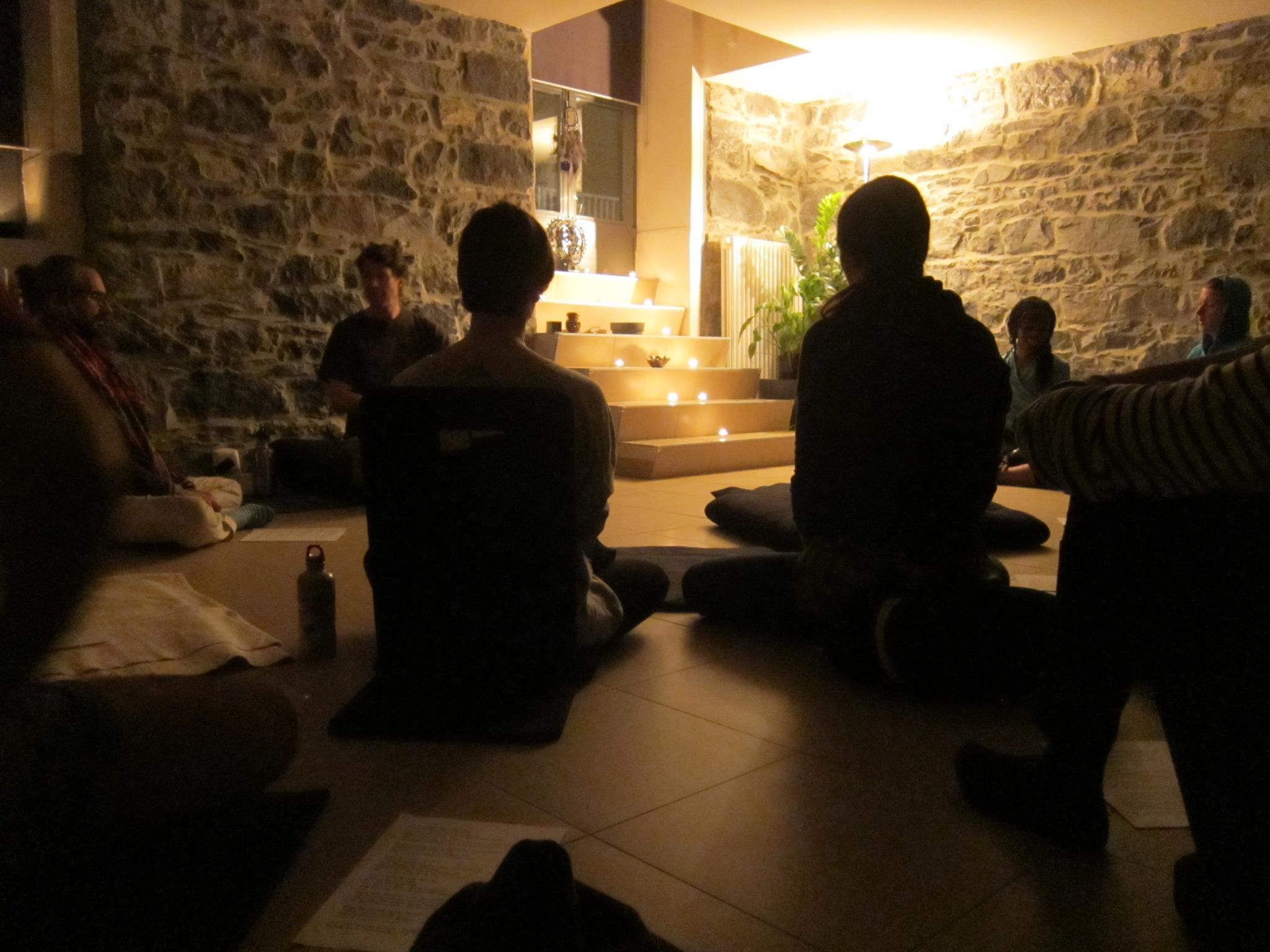 Aom Yoga Geneva