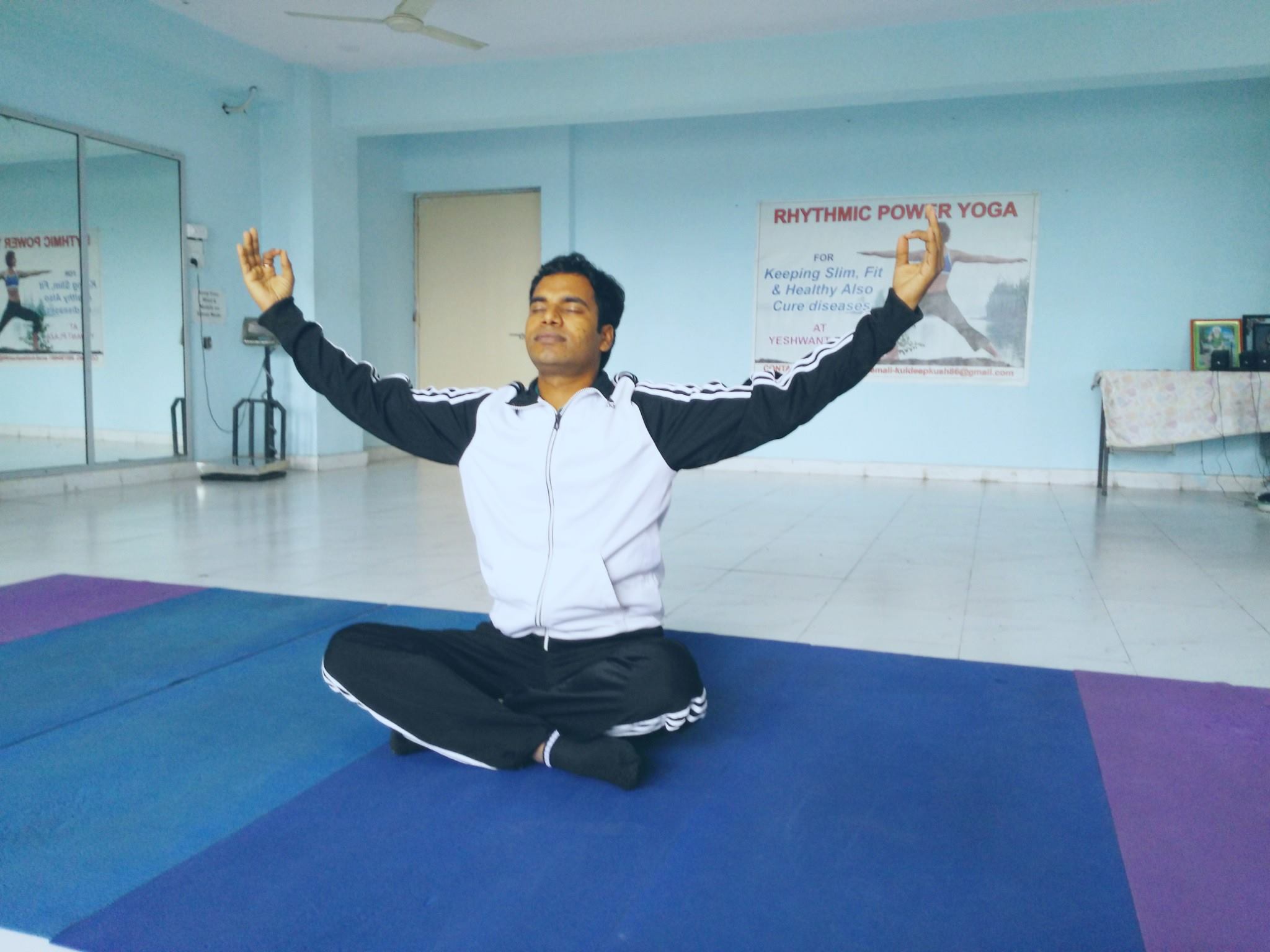Rhythmic Power Yoga Sudama Nagar 