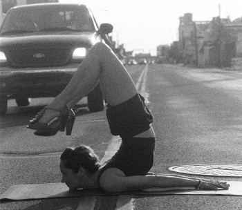 Yoga Hot 