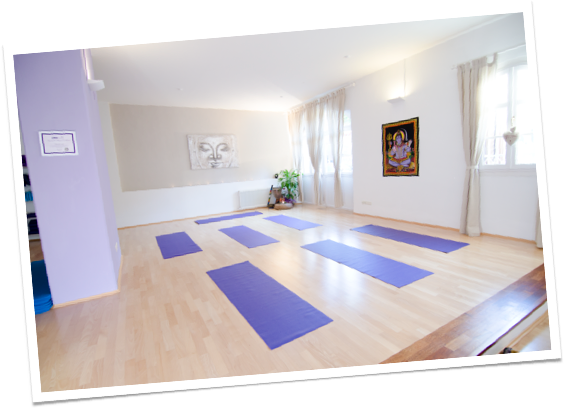 Shakti Studio Pilates E Yoga 