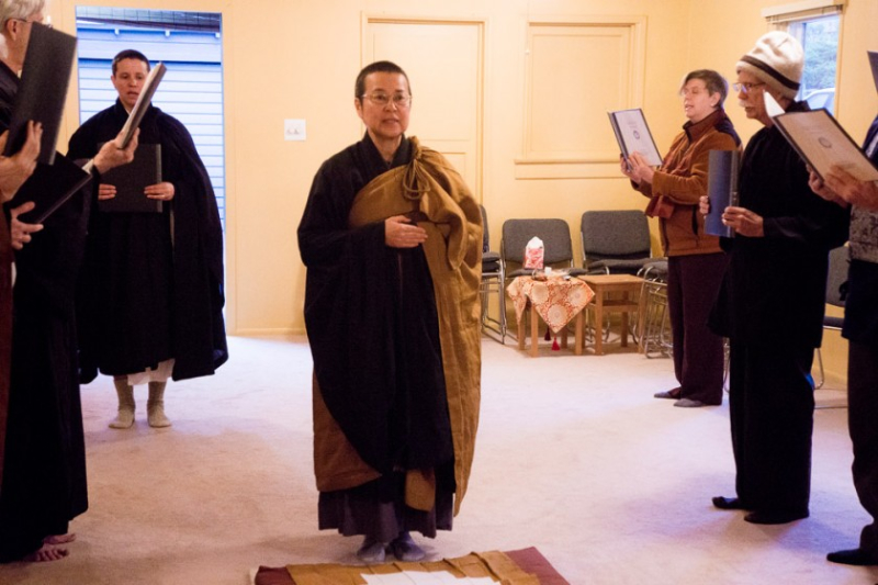 Heart Circle Sangha: Zen meditation and study center 