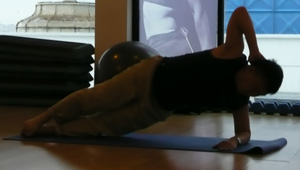 Pilates With Anna Kronenburg