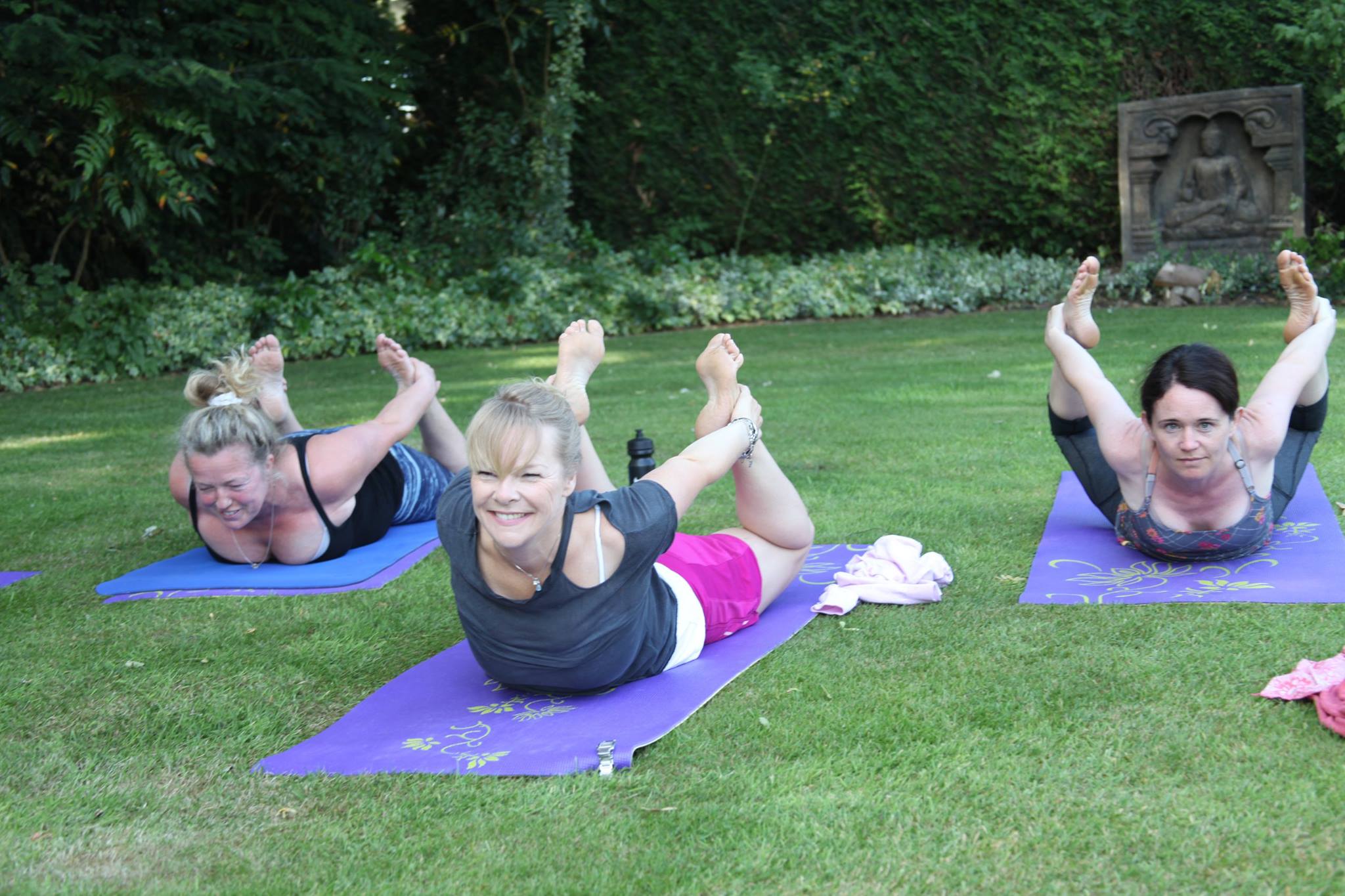Nicola Theo Yoga