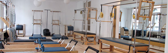 Aqua Med Medical Wellness Pilates Split