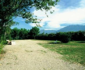 Dhamma Neru Vipassana Meditation Centre Spain