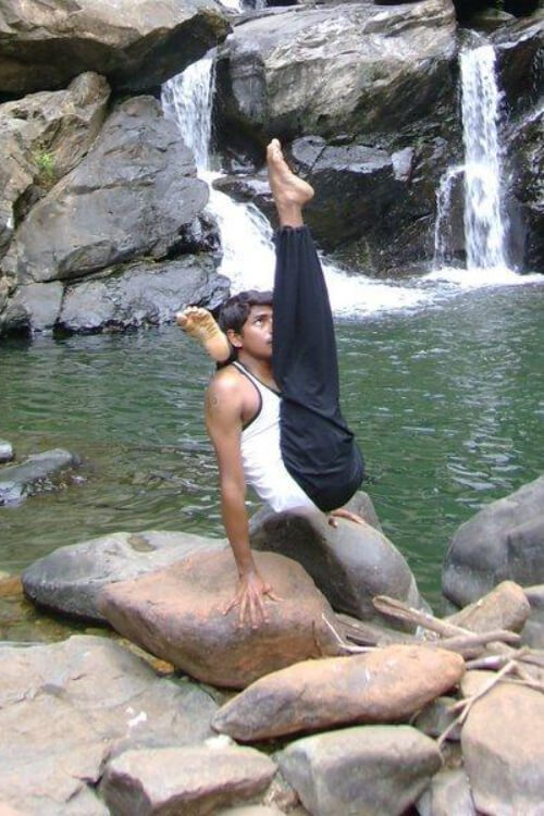  India