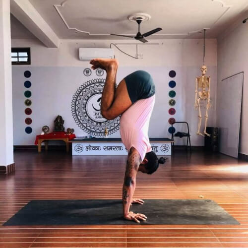 Om Yoga Academy13.jpg