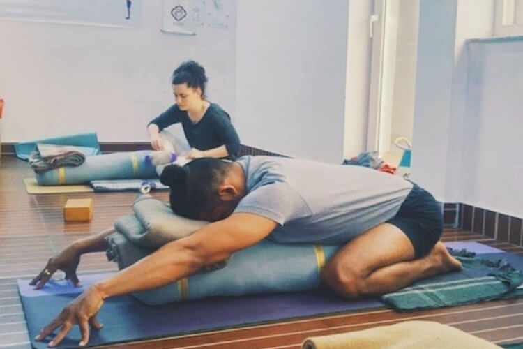 Om Yoga Academy17.jpg