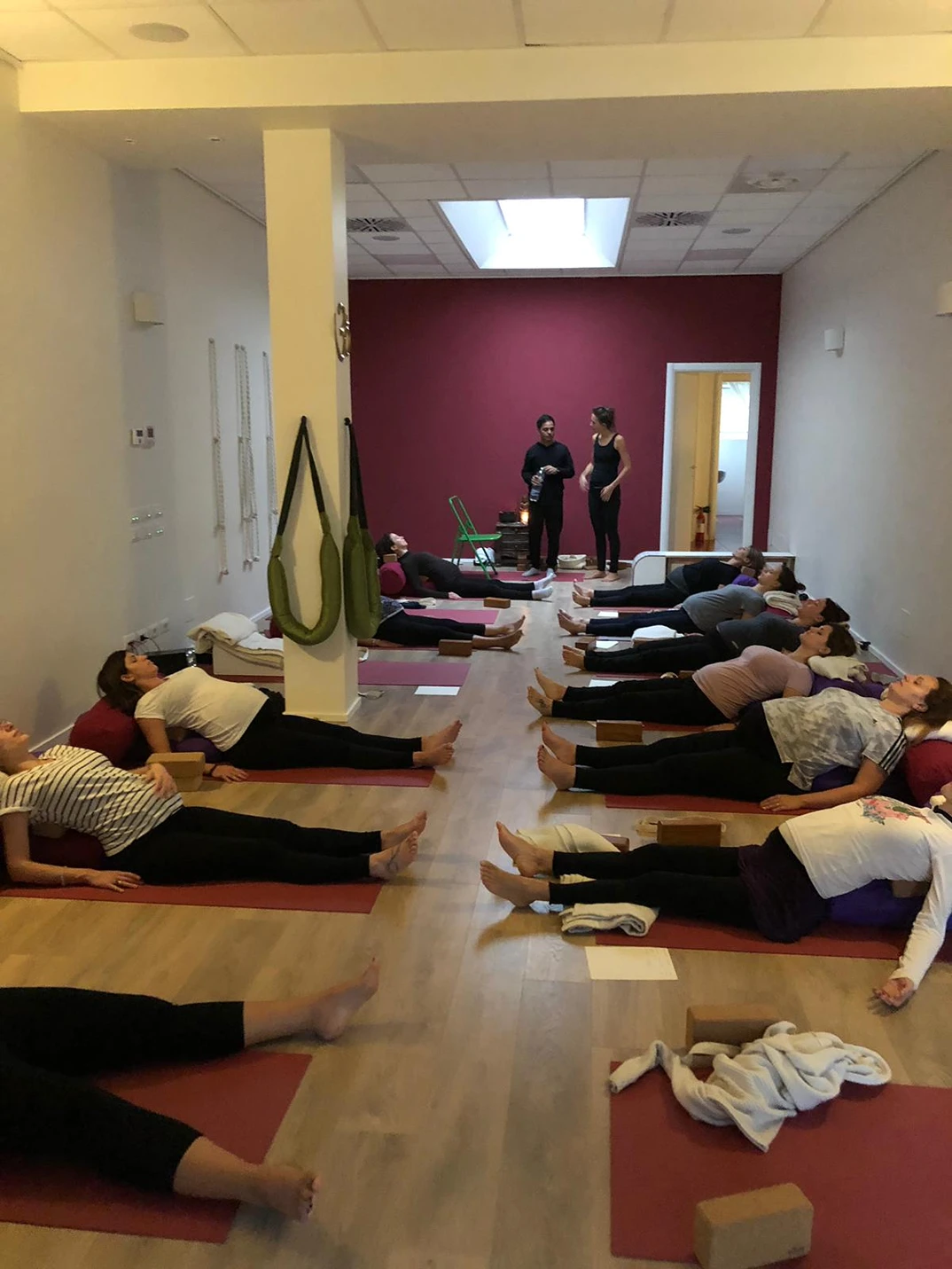 Live With Yoga (therapeutic Iyengar Yoga Center)