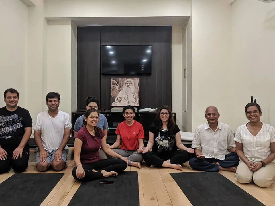 Delhi School Of Yoga 