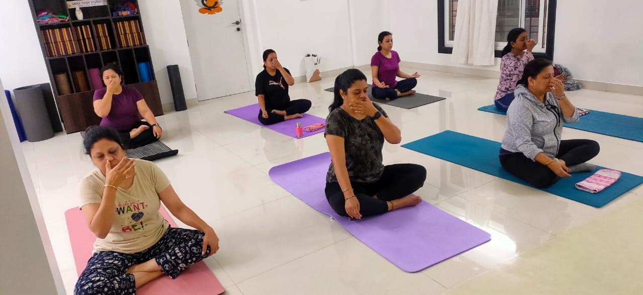 Smile Yoga 