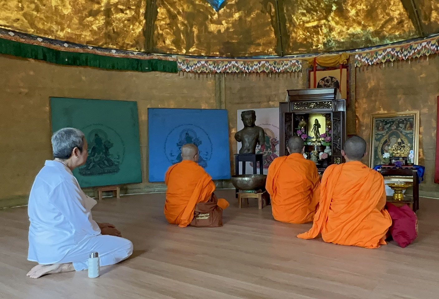 Sathira Dhammasathan Meditation Center Bangkok