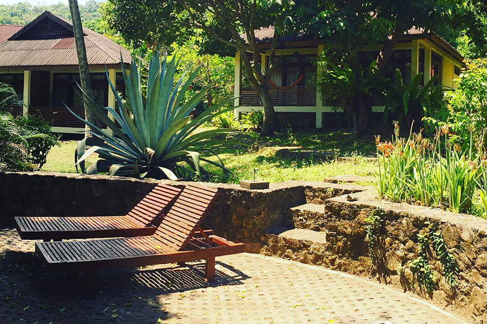Lumba Lumba Diving Centre & Beach Resort We Island