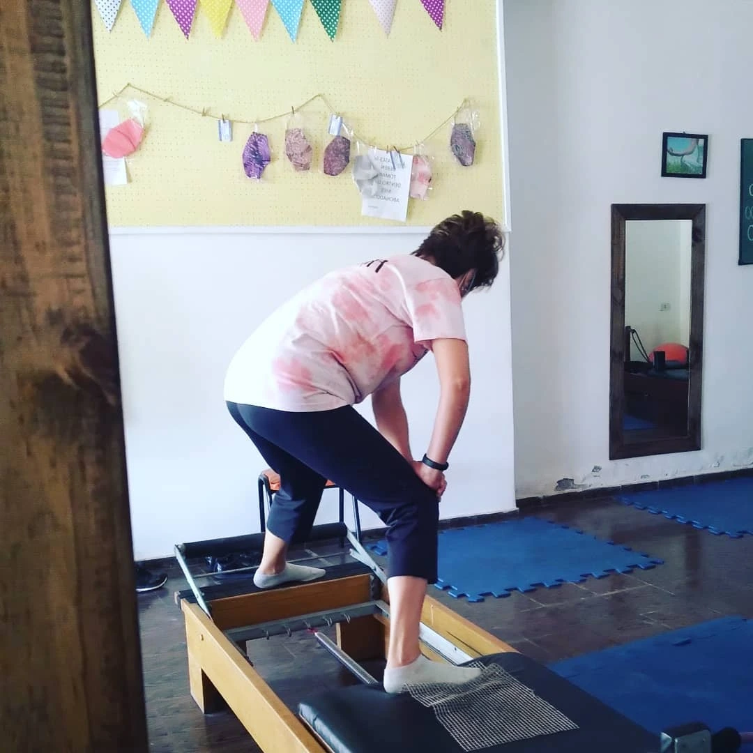 J & E PILATES TRAINING