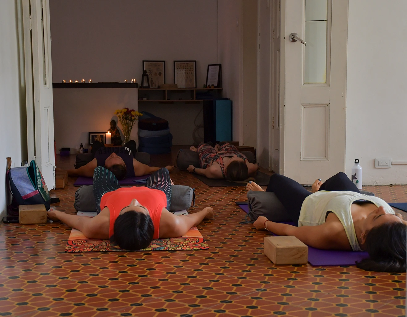 Escuela Yeymi Yoga 