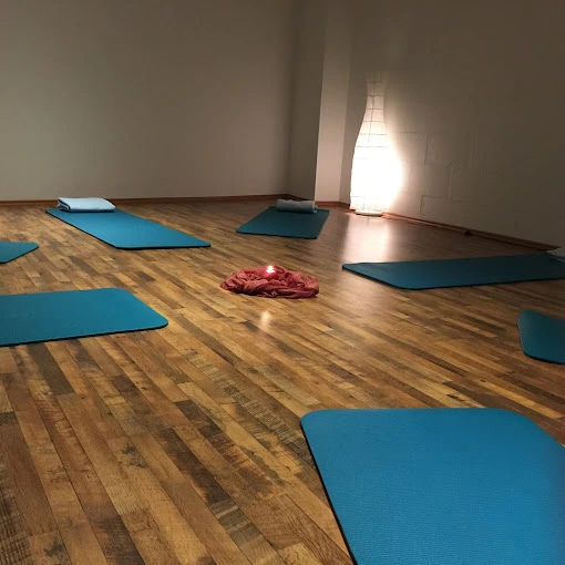 B_yoga _ Mobiles Yogastudio